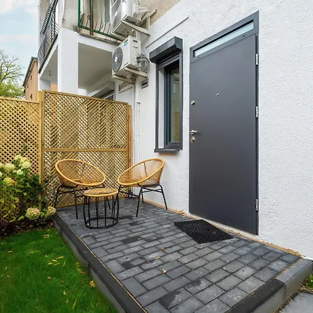 Apartment Klimatyzowane W Poznaniu Z Biurkiem Do Pracy Zdalnej By Renters