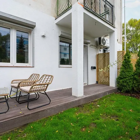 Klimatyzowane W Poznaniu Z Biurkiem Do Pracy Zdalnej By Renters Appartamento *